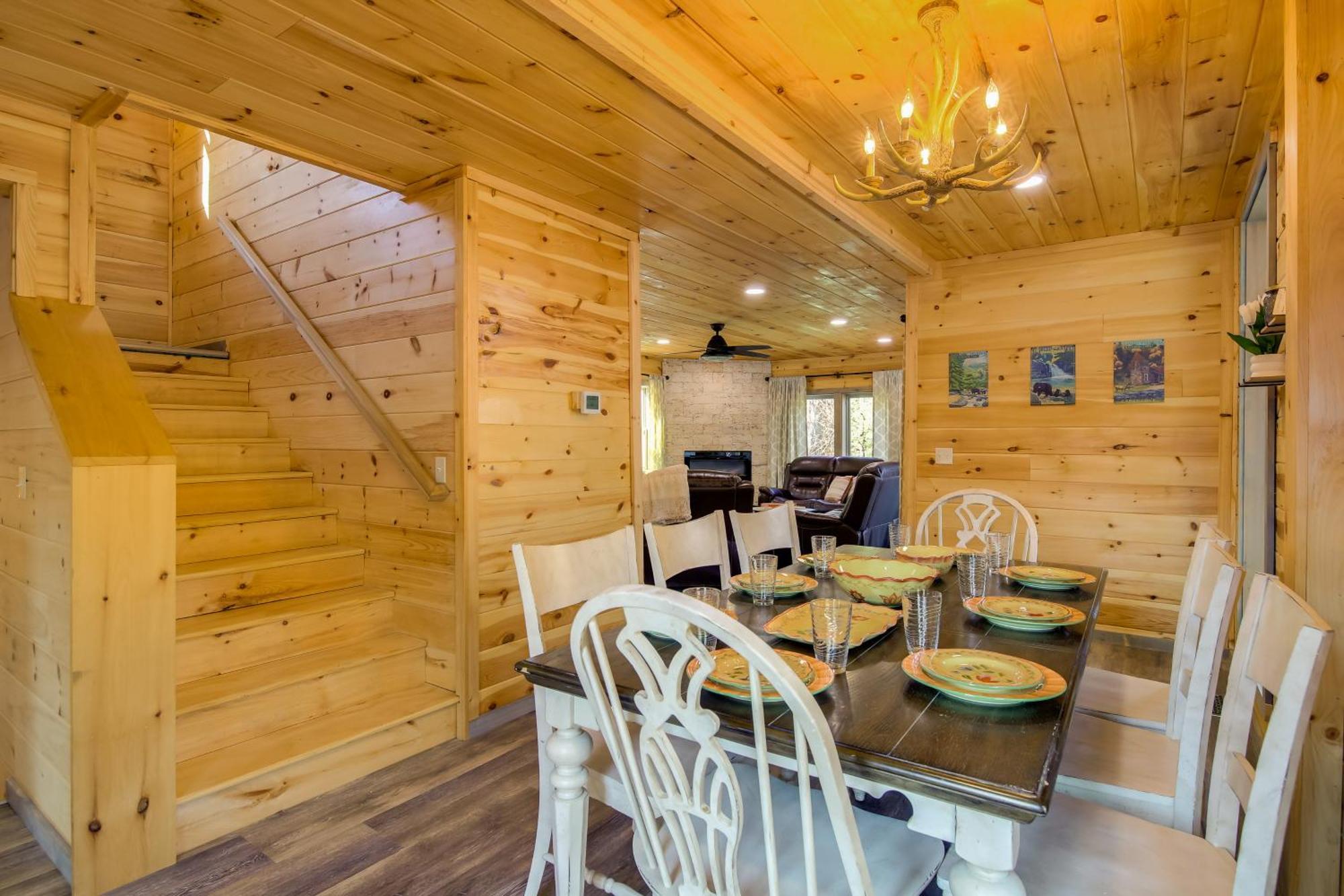 With Game Room, Hot Tub And Mtn Views Hébergement de vacances Gatlinburg